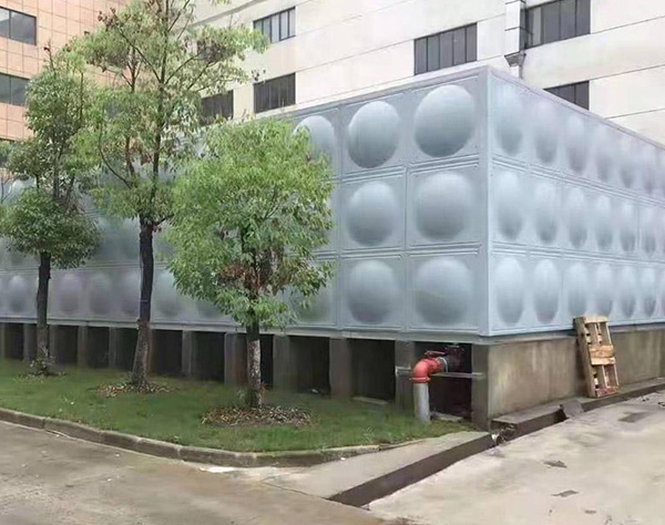 不锈钢保温水箱